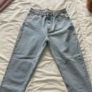 NEVER WORN ZARA JEANS